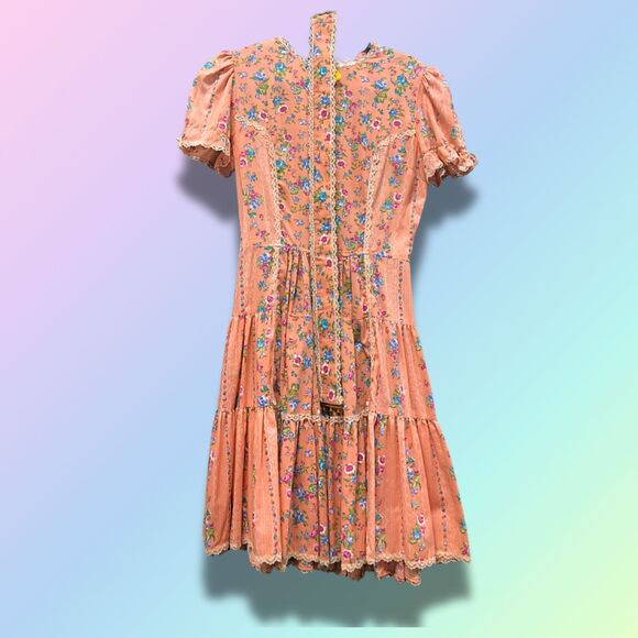 Vintage Short Sleeve Floral Print Dress - Picture 1 of 3